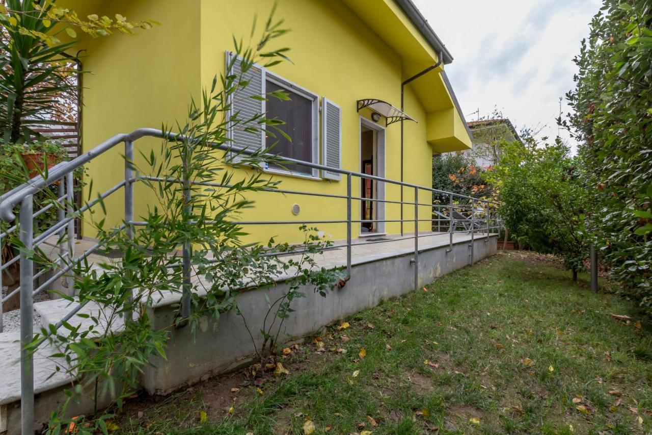Villa Twetty Massaciuccoli Bagian luar foto