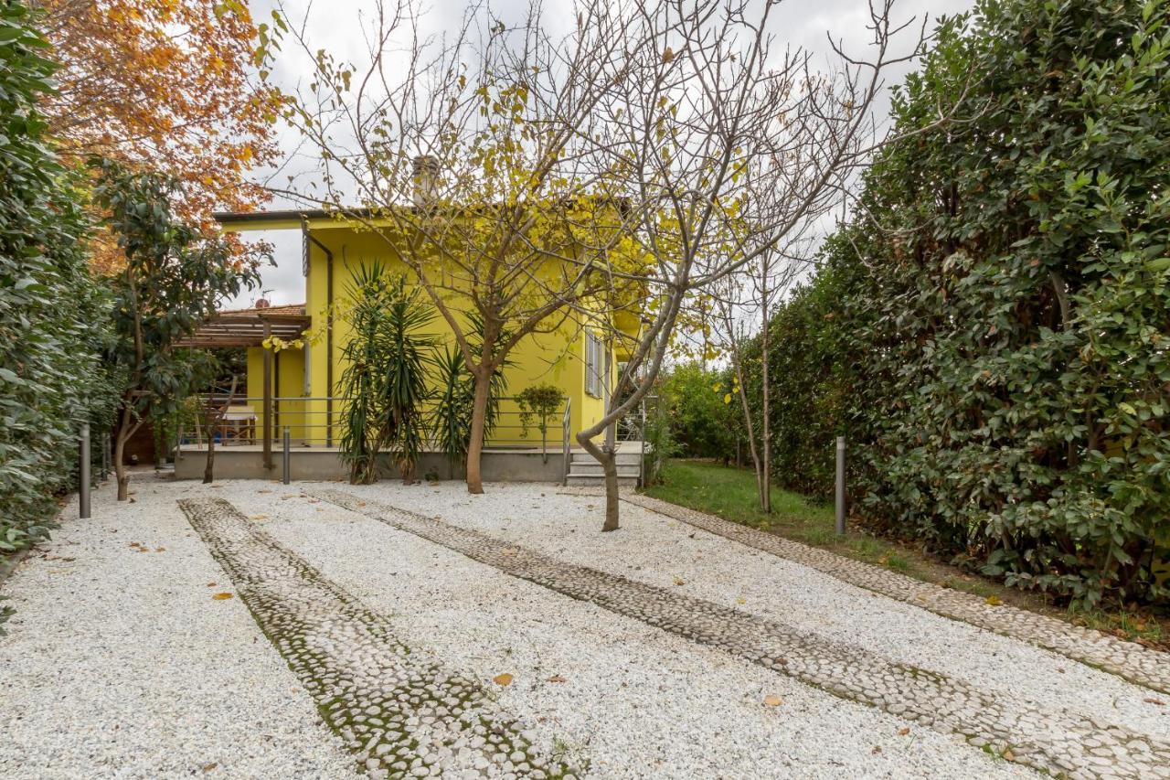 Villa Twetty Massaciuccoli Bagian luar foto