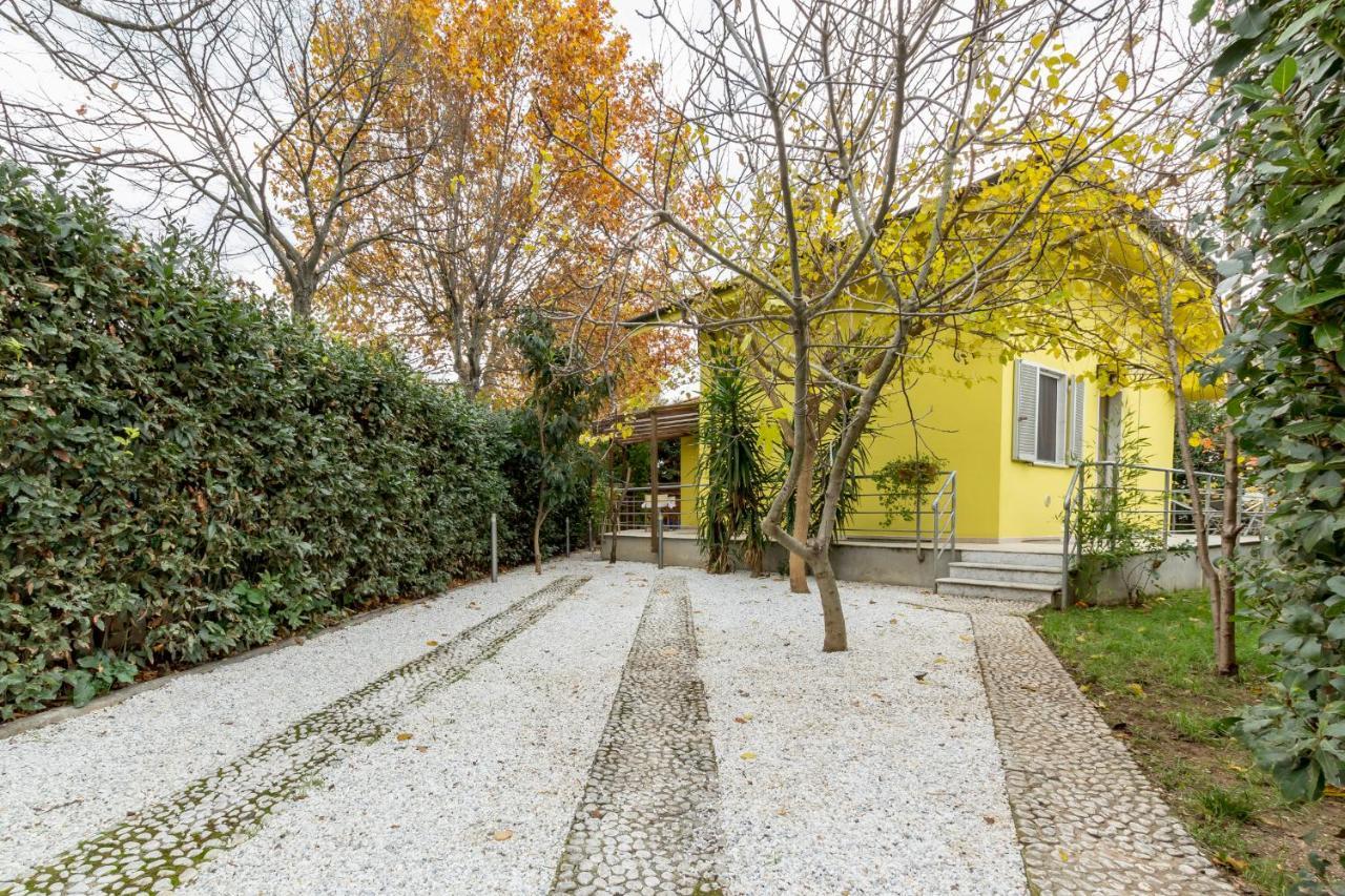 Villa Twetty Massaciuccoli Bagian luar foto